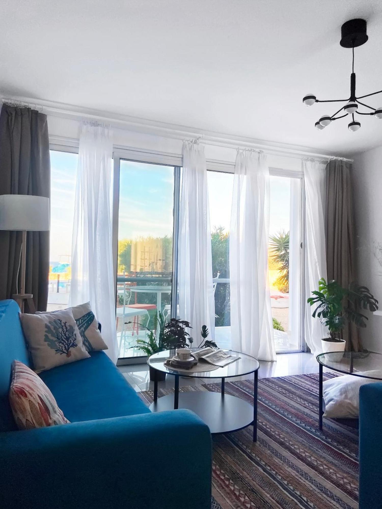 Spacious Three-Bedroom Apartment With Sea View A4 Лапитос Экстерьер фото